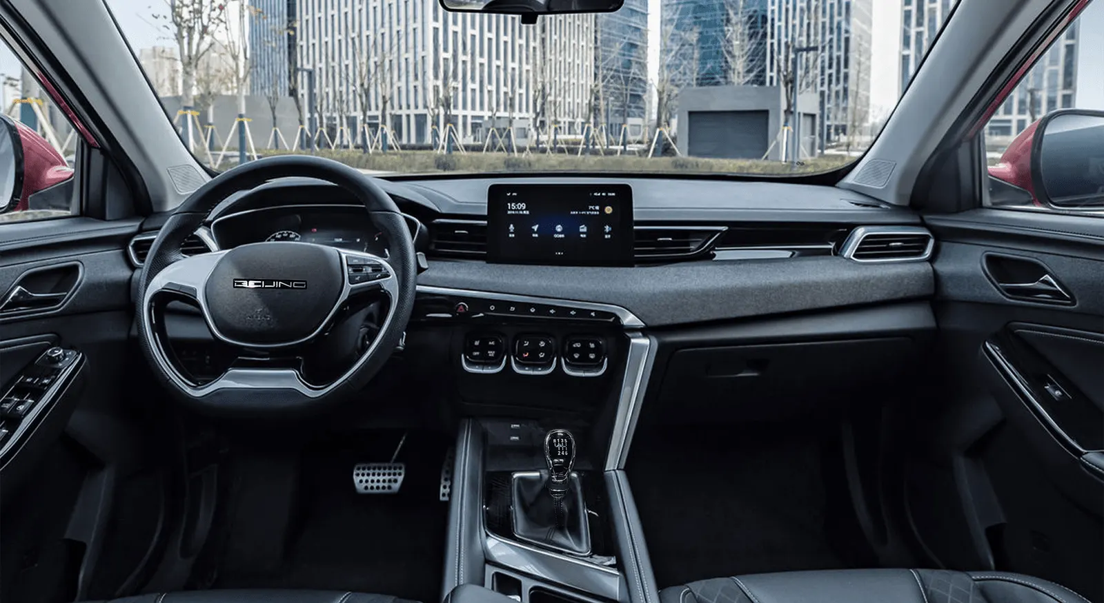 BAIC 3 — wnętrze