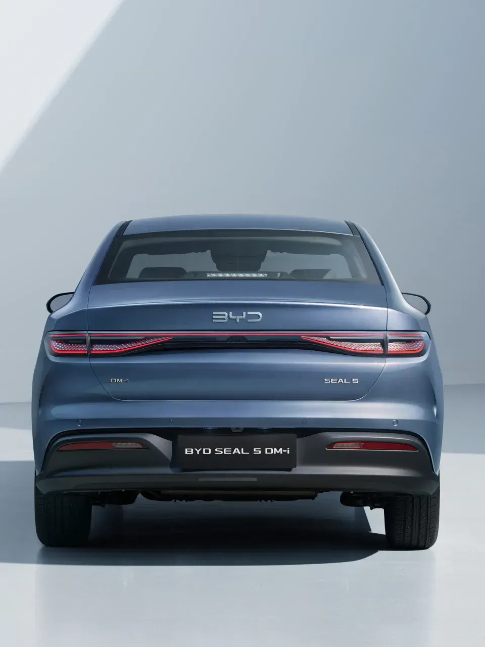 BYD Seal 5 DM-i — tył