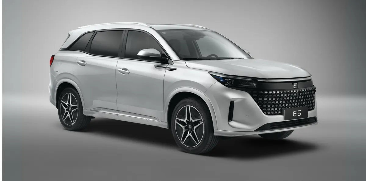 DFSK E5 PHEV