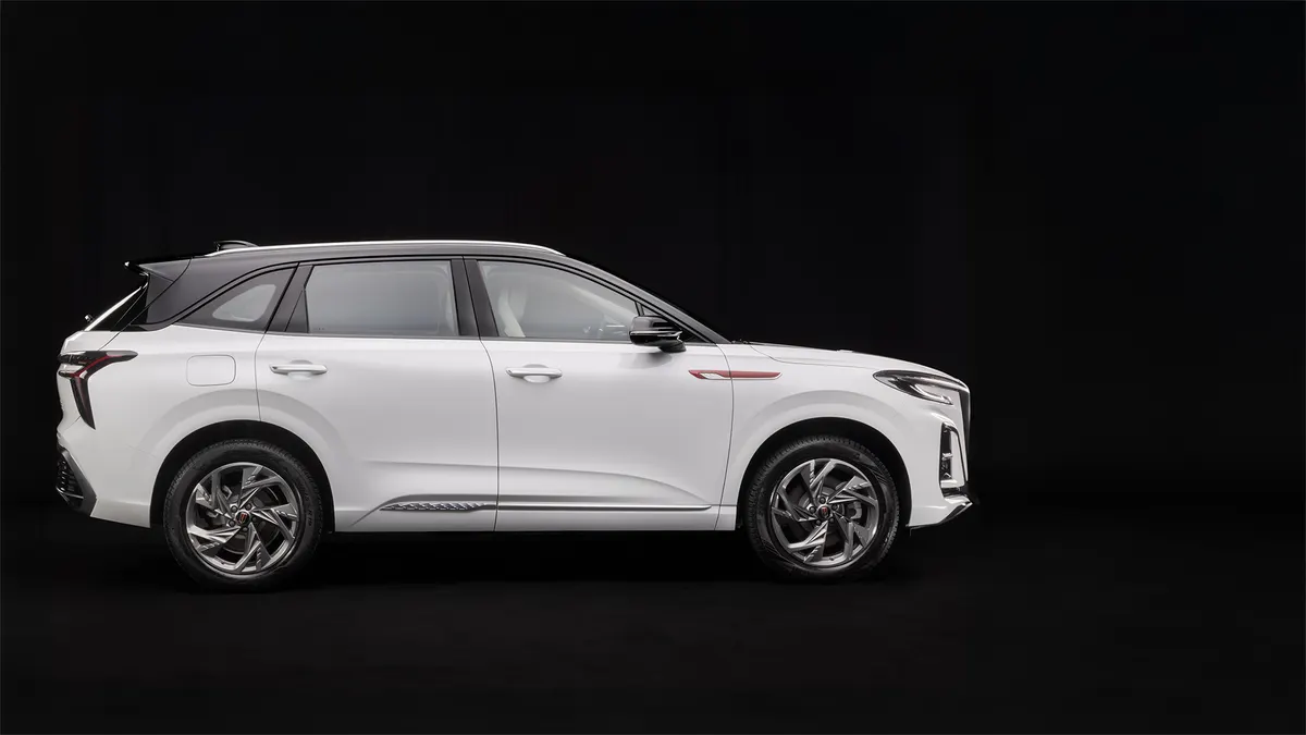 Hongqi HS3